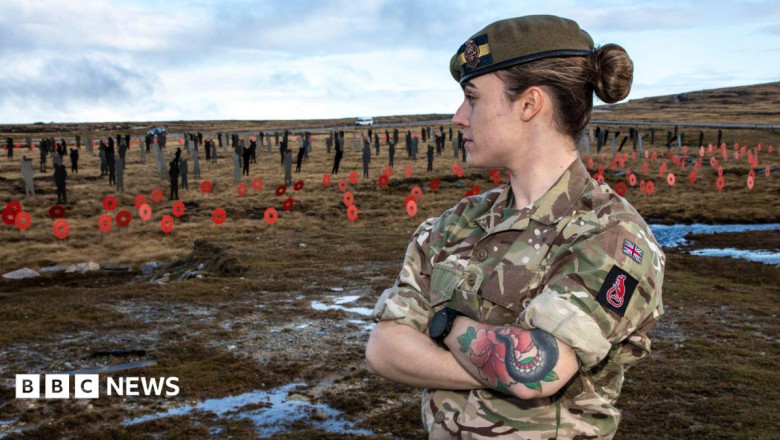 Military kit still failing women, troops say