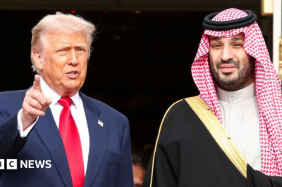 US signs landmark nuclear deal with Saudi Arabia