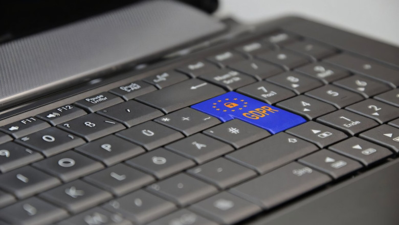 Kill the cookie banner, digital rights groups urge EU